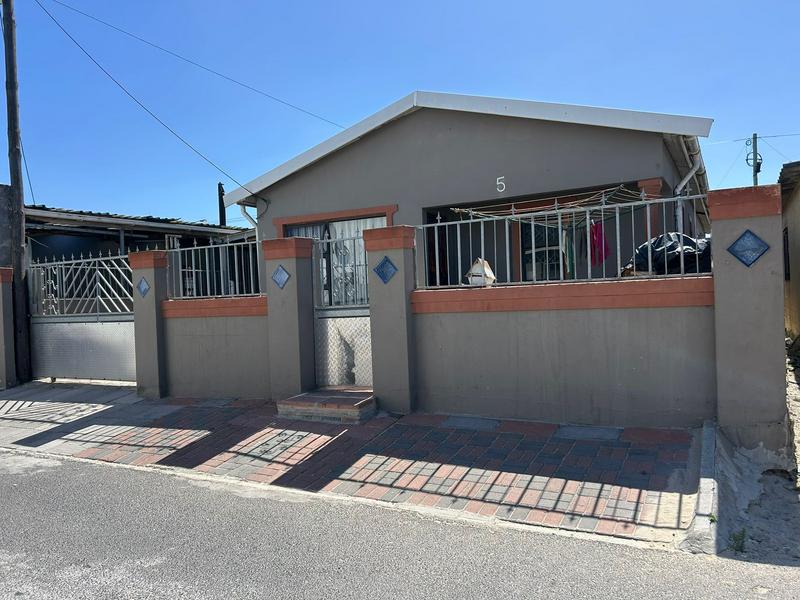 3 Bedroom Property for Sale in Mfuleni Western Cape
